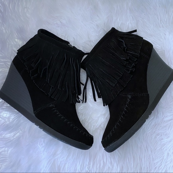Minnetonka Shoes - Minnetonka Black Suede Double Fringe  Booties